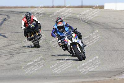 media/Nov-26-2023-TrackDaz (Sun) [[64ad8cfd8f]]/Mock Race/Outside Grapevine/